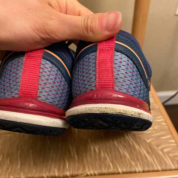 RYKA SHOES - Picture 4 of 9